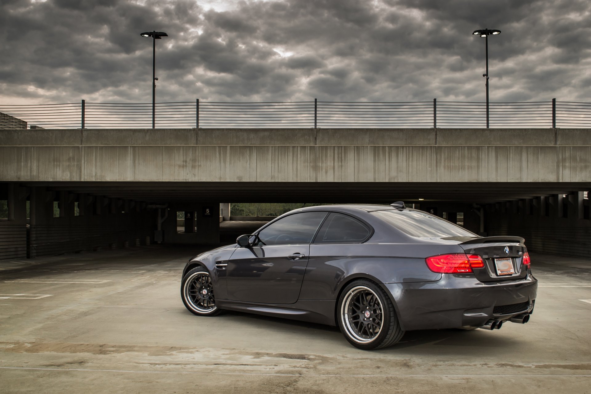 bmw m3 e92 gris parking bmw vue arrière