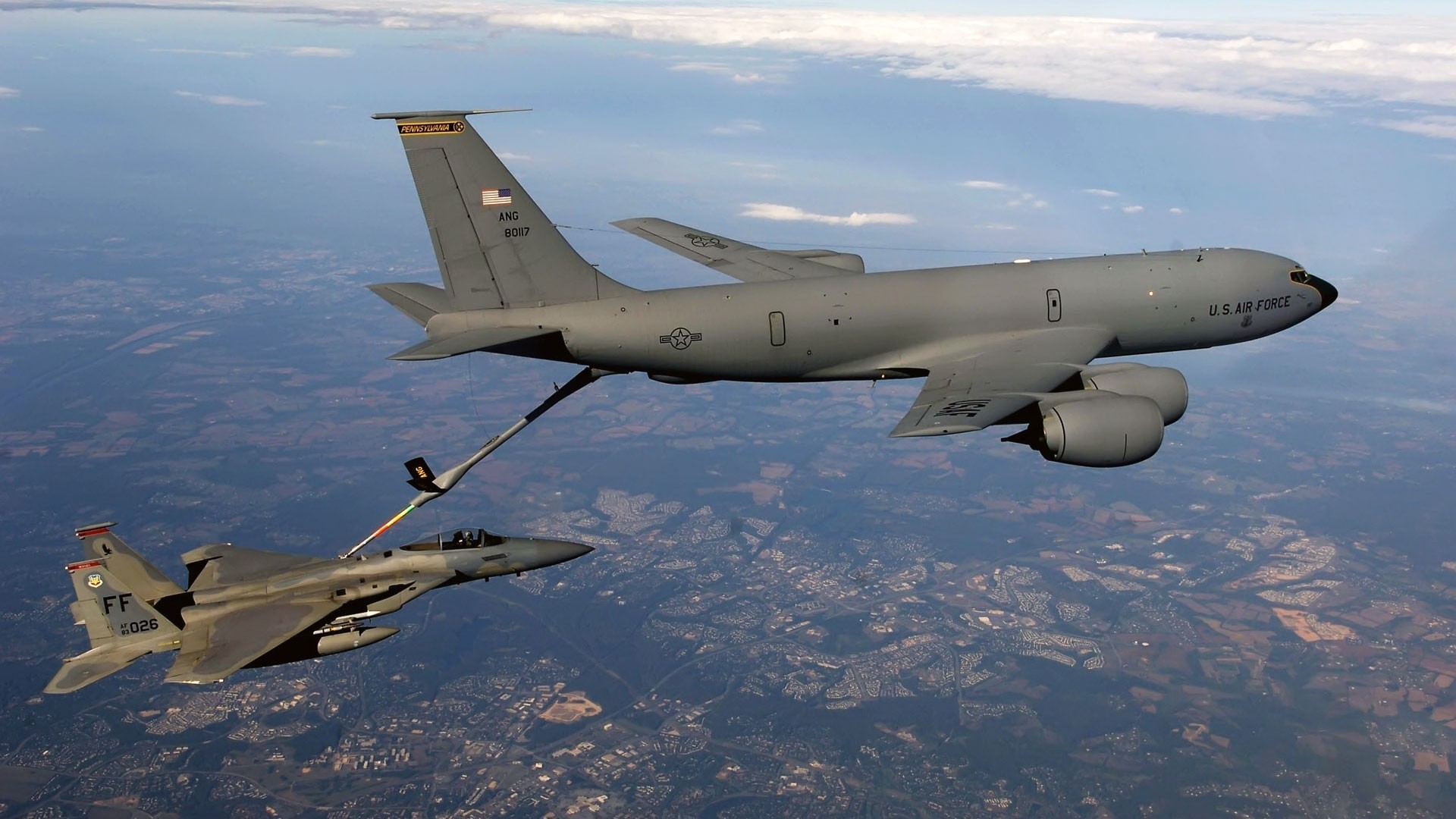 plane refueling military f-15