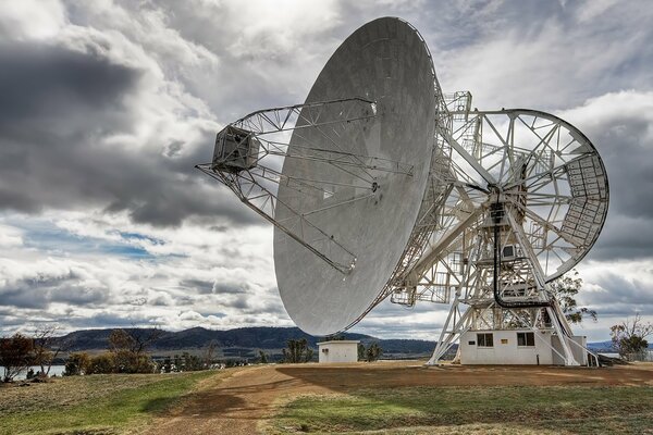 A huge antenna for space exploration