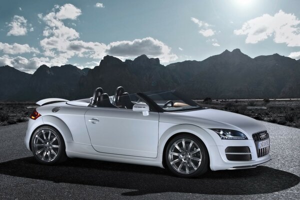 Schickes Audi Cabrio aus dem Jahr 2008