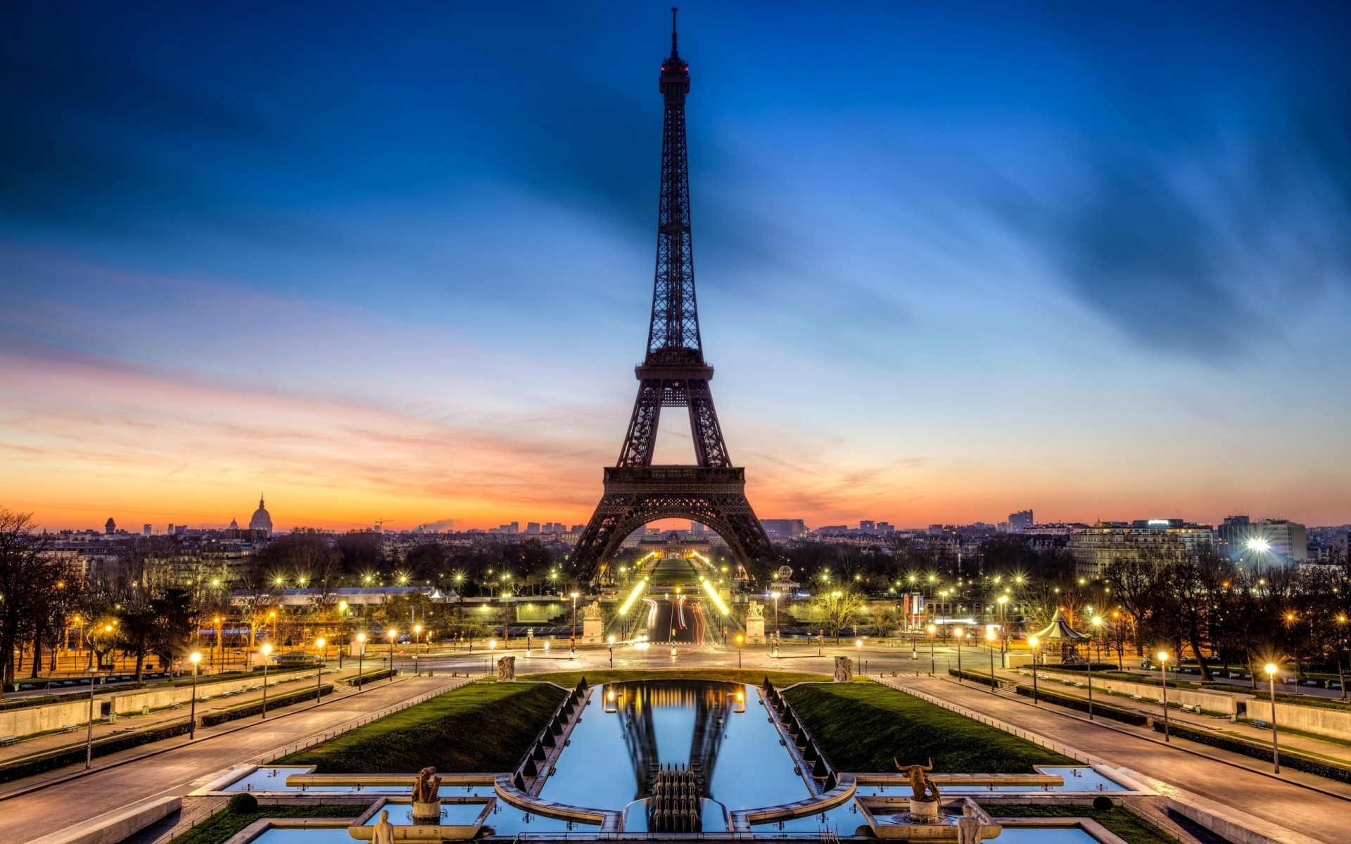 notte francia torre eiffel parigi qatar airways la tour eiffel