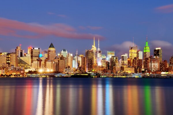 Luces de la noche de la ciudad de nueva York