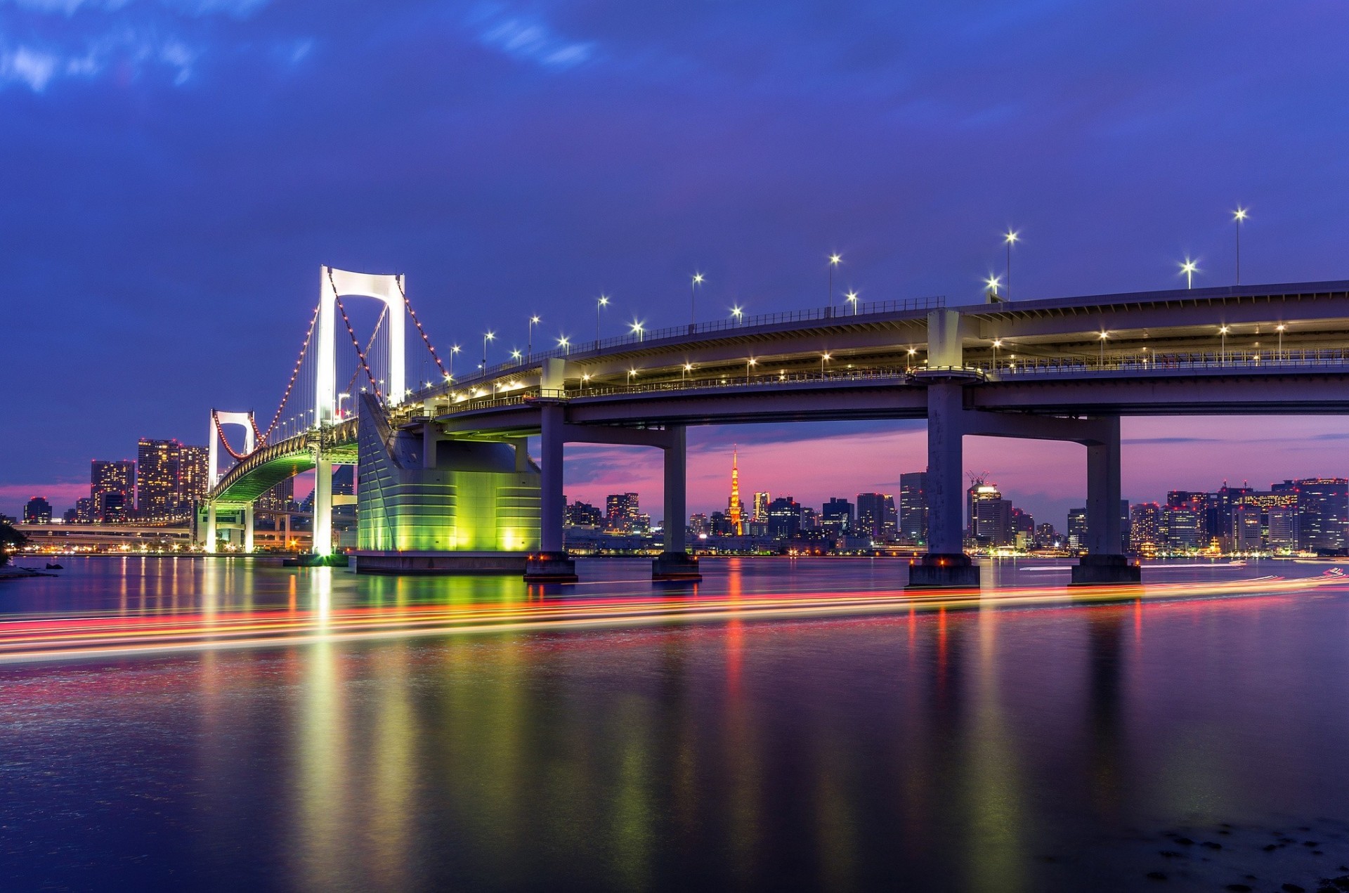 lichter bucht hauptstadt nacht tokio himmel flieder brücke metropole lichter blau gebäude japan beleuchtung häuser