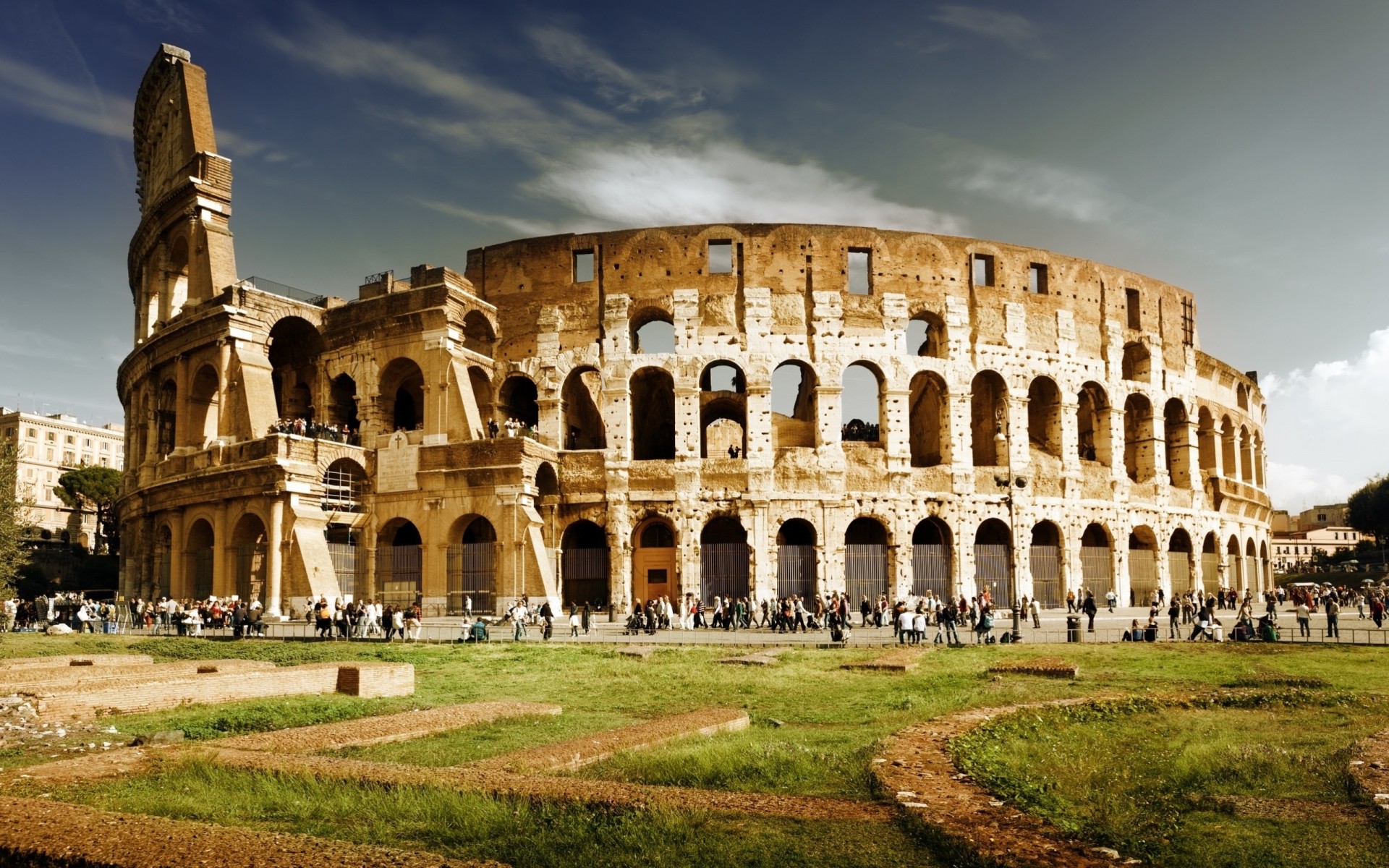 italy architecture coliseum rome