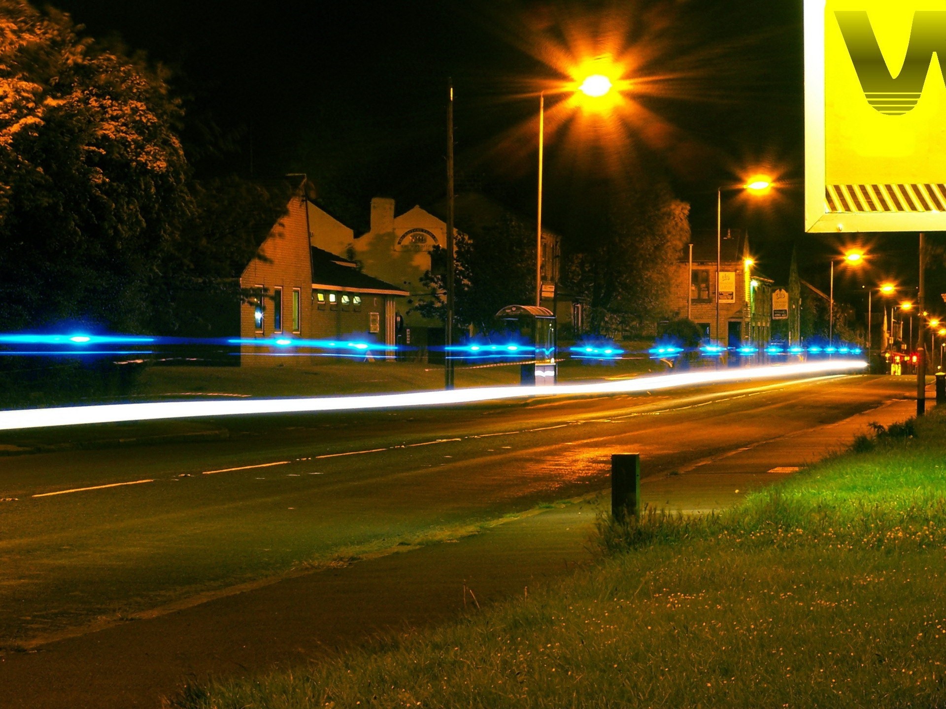 lumière nuit ville route