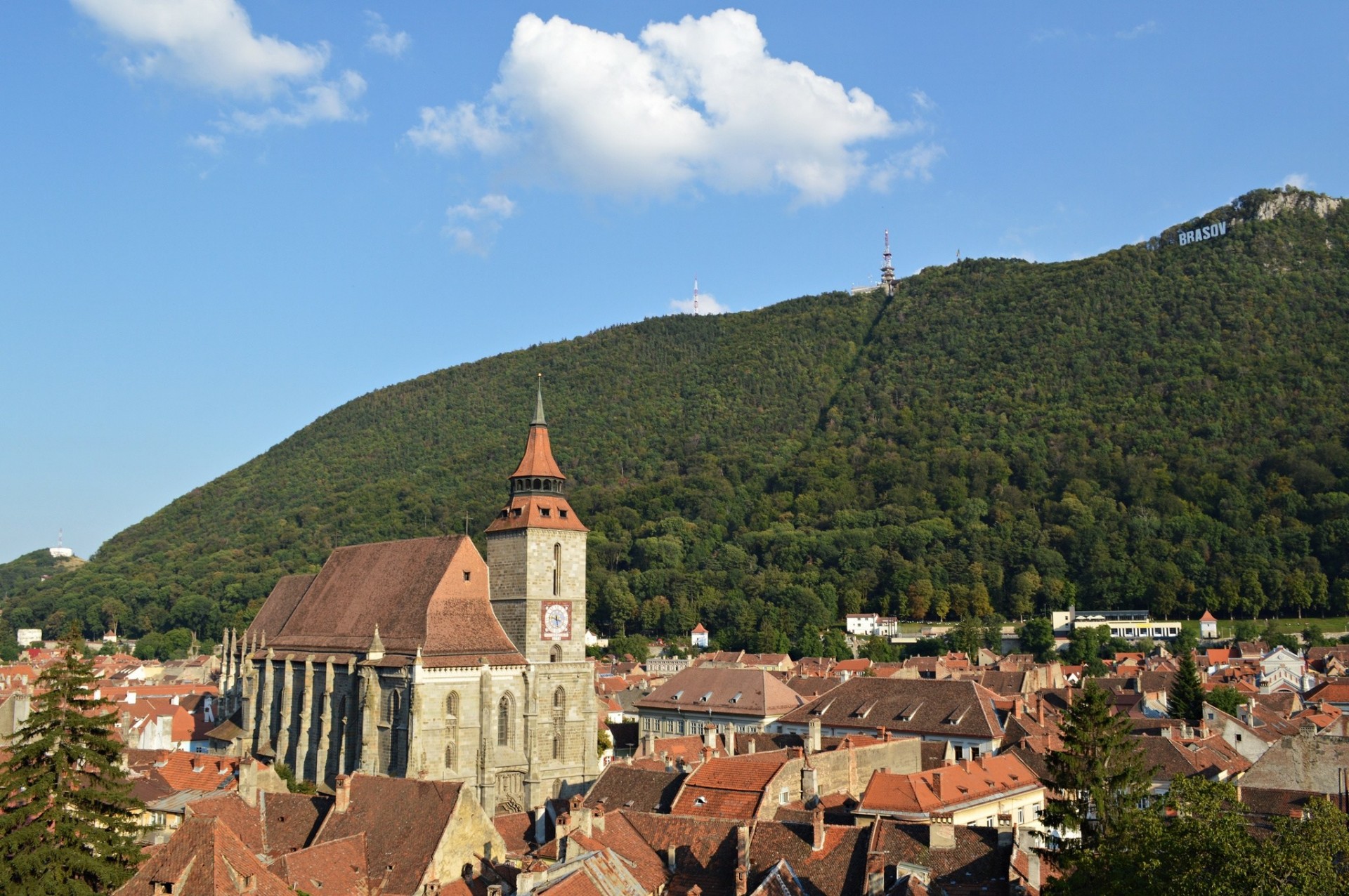 iglesia panorama techo rumania montañas