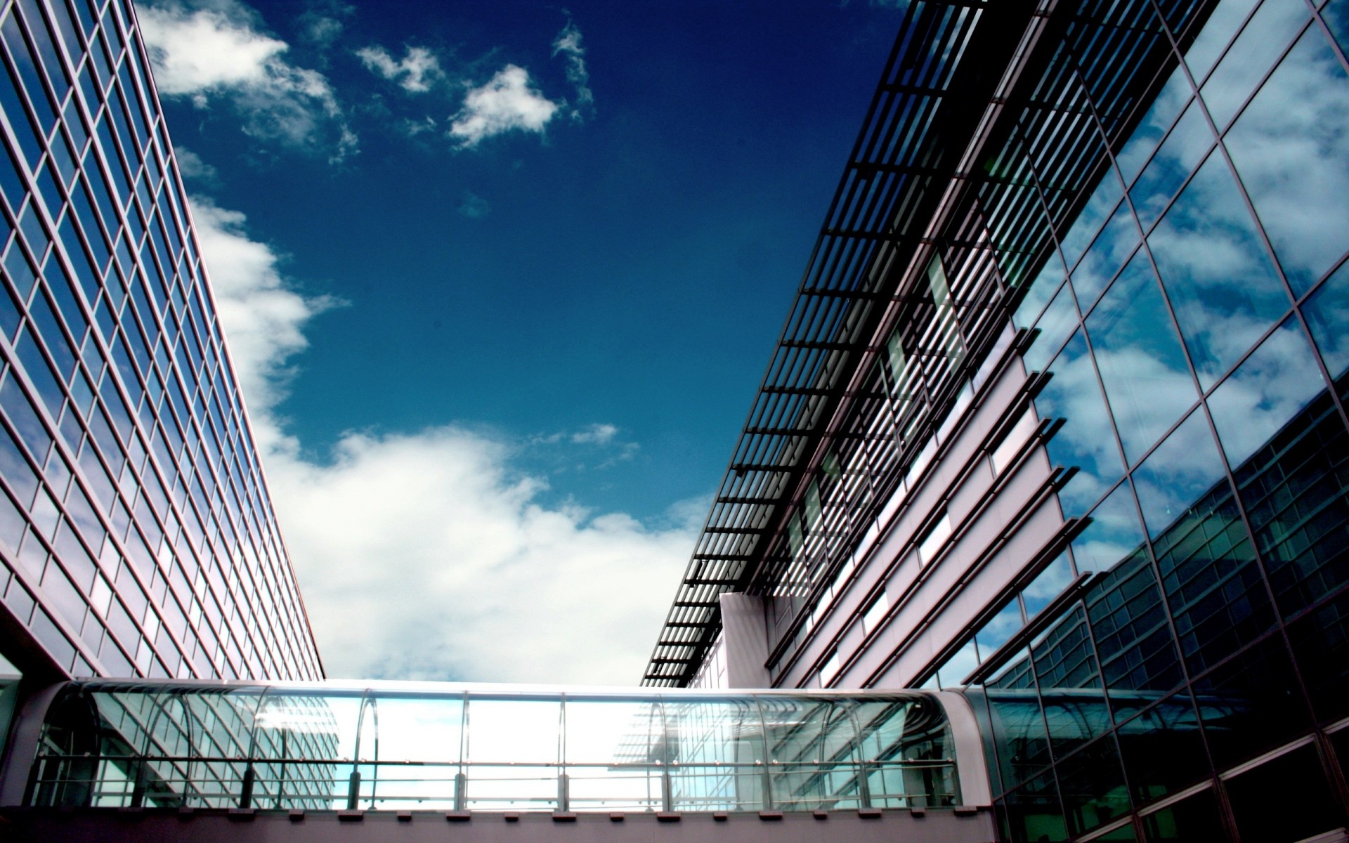 bâtiment bleu ciel nuage ville