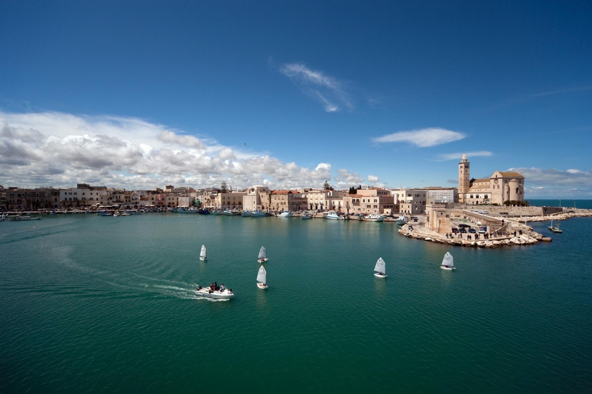 italie mer pouilles province de bath adriatique