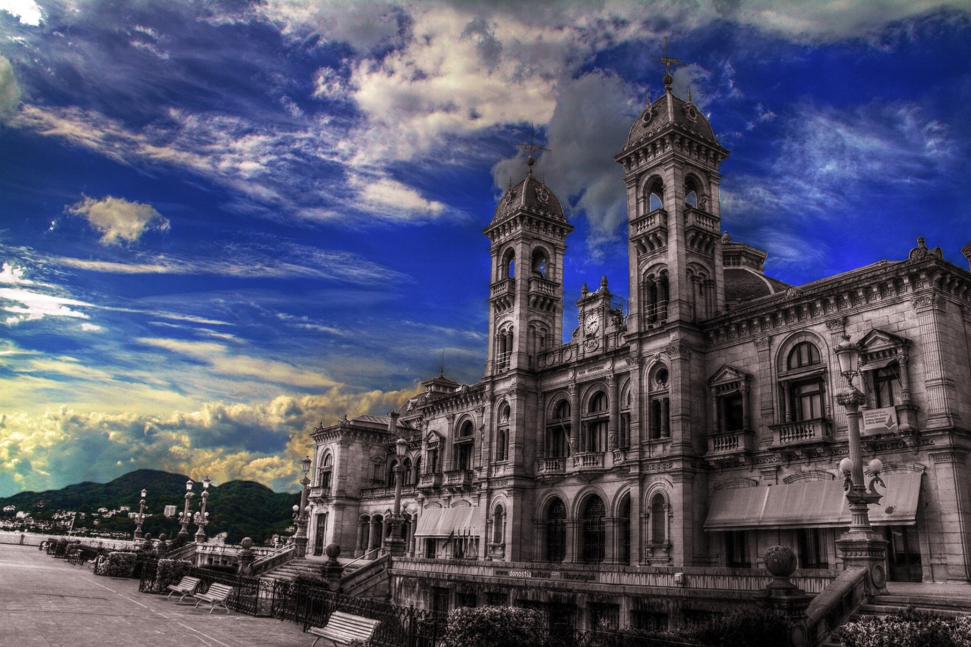 pain town hall sky building basque country