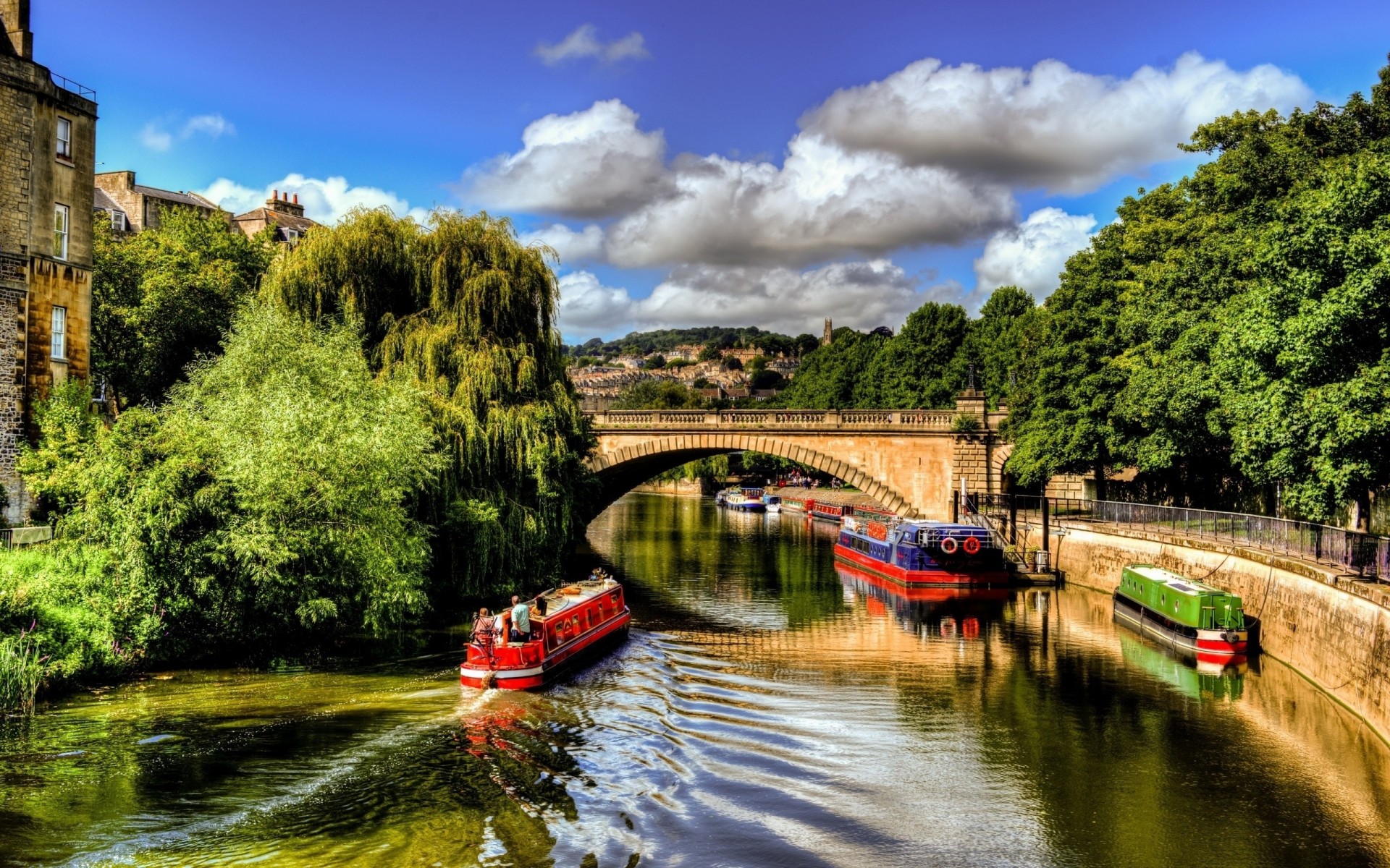 bateaux pont été arbres