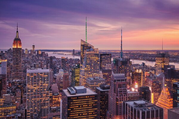 Tramonto notturno a New York