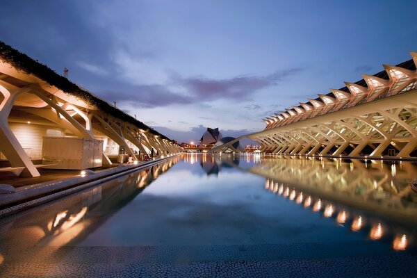 Belles lumières sur le pont de Valence