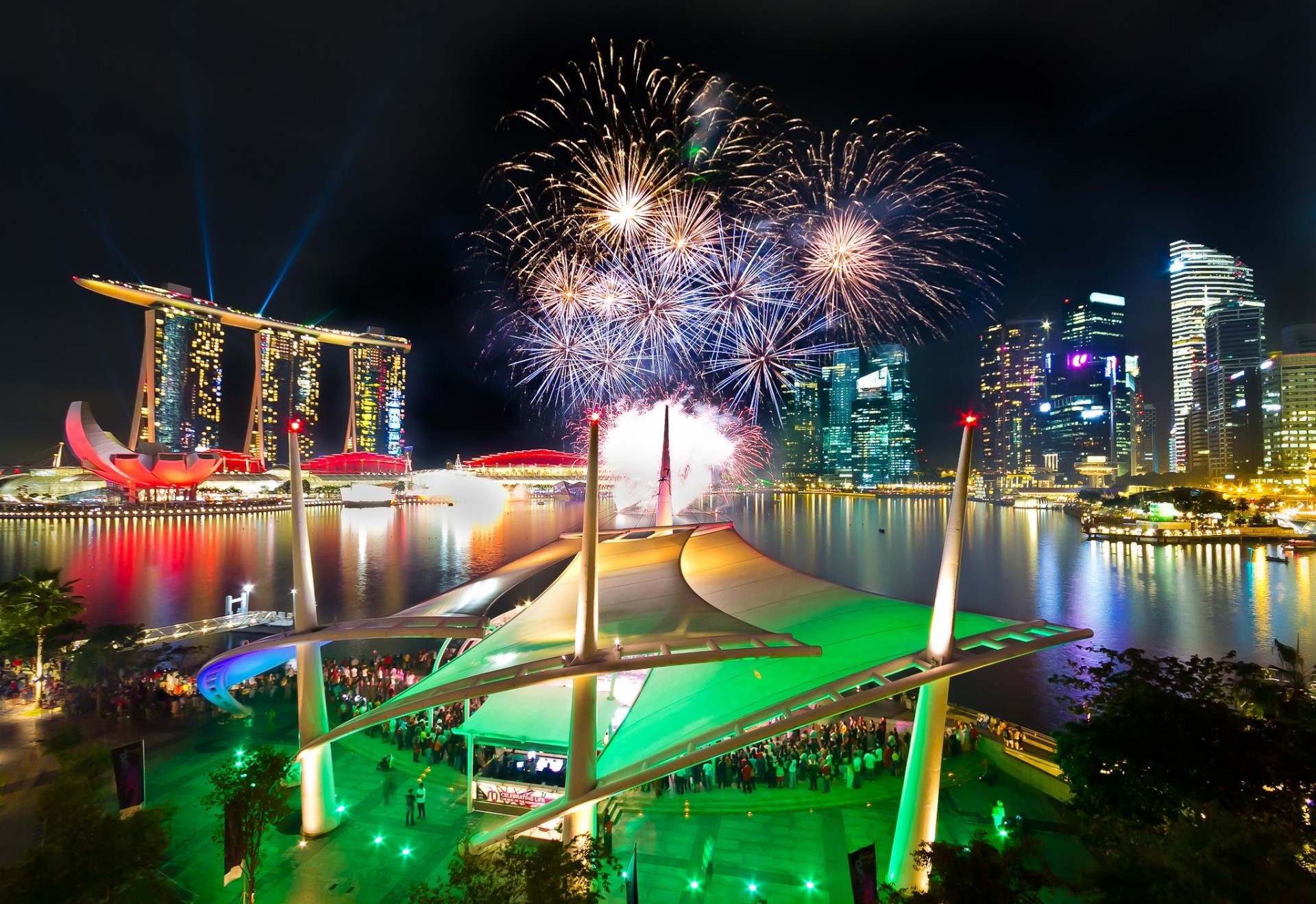 feuerwerk singapur marina bay sand