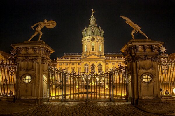 Overnight in the center of Berlin