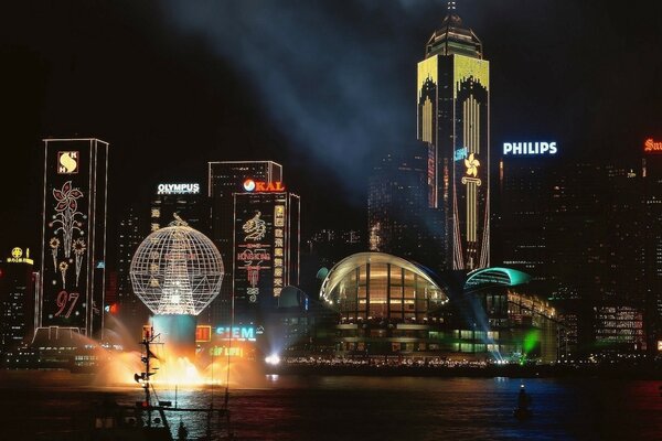 Luces de la noche de la ciudad de Hong Kong