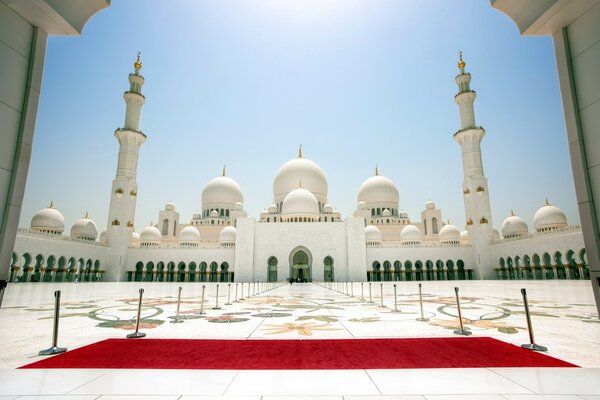 Schöner Blick auf die Architektur in Abu Dhabi