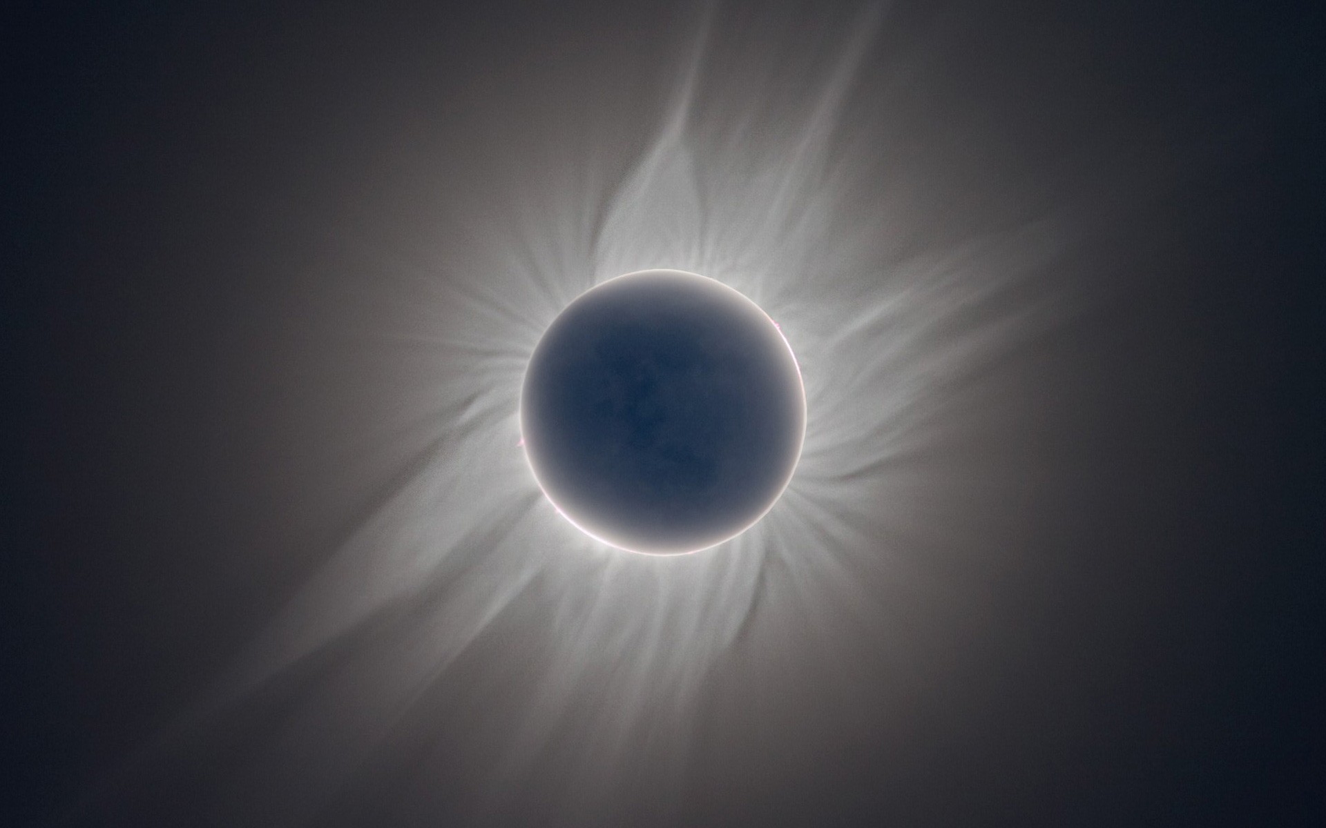 nasa plein solaire éclipse soleil