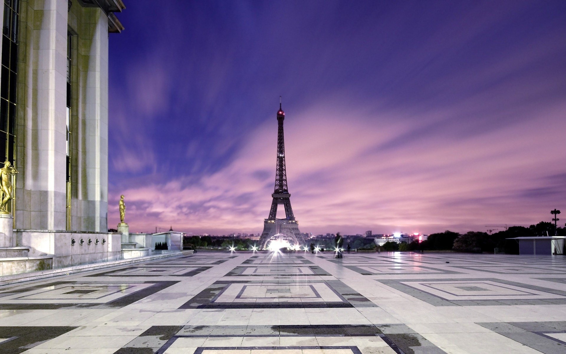 qatar airways paris denkmal turm eiffelturm