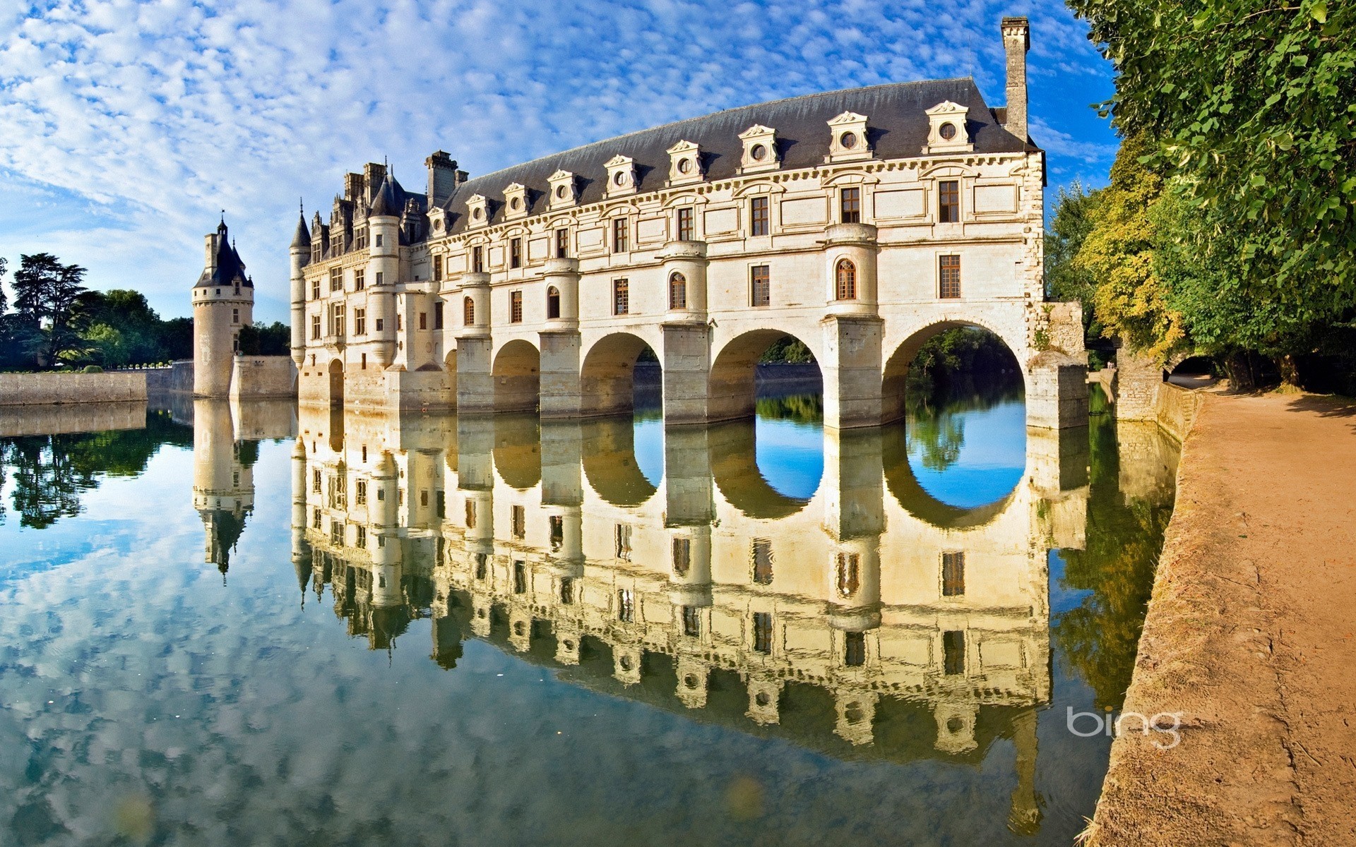 río castillo de chenonceau nube qatar airways agua ciudad