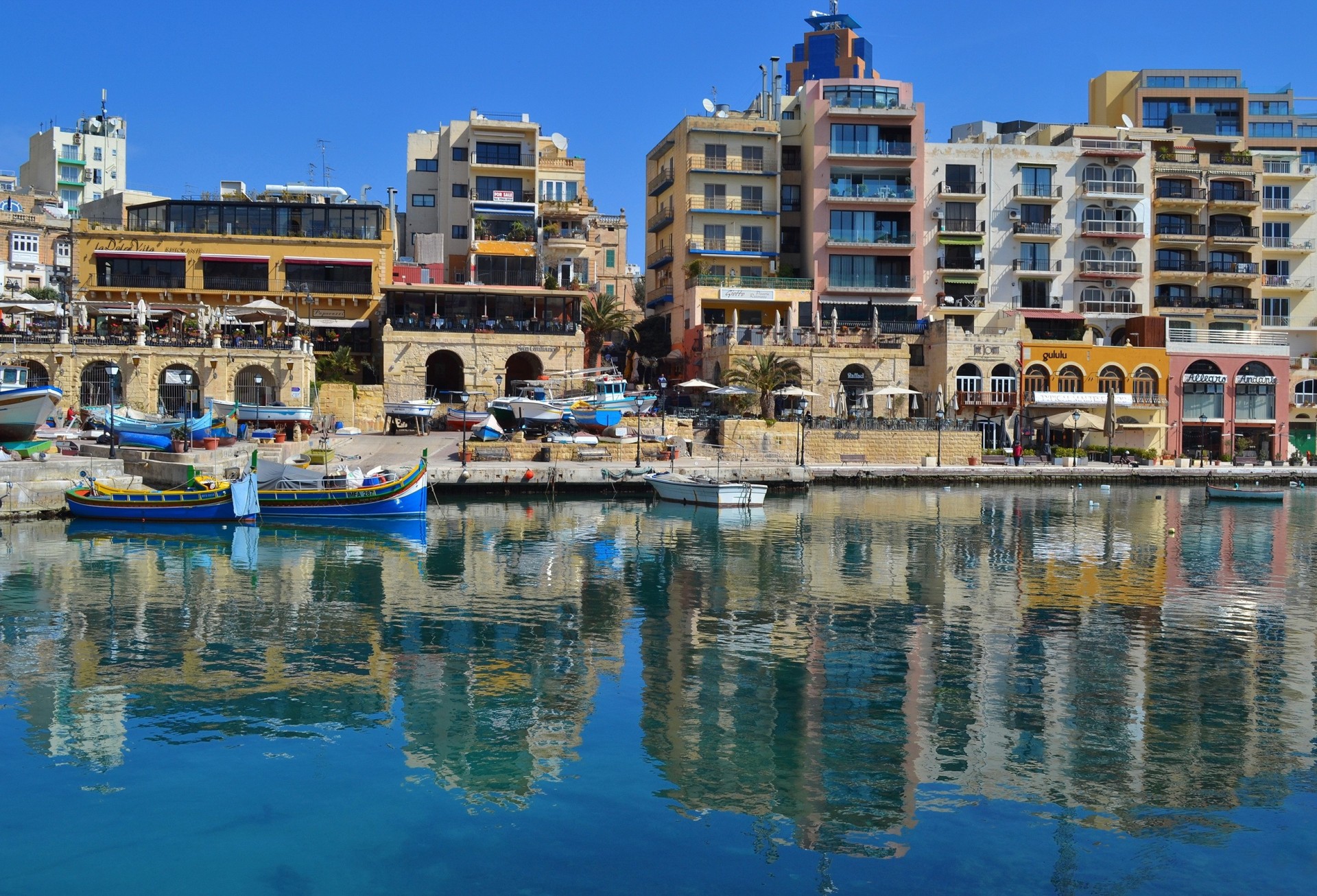 malta house town coast