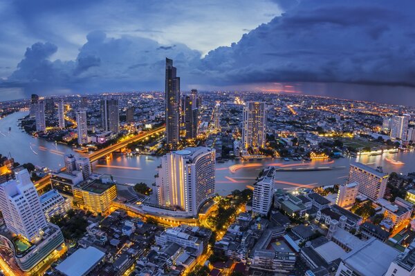 Bangkok en la foto de la ciudad de la noche