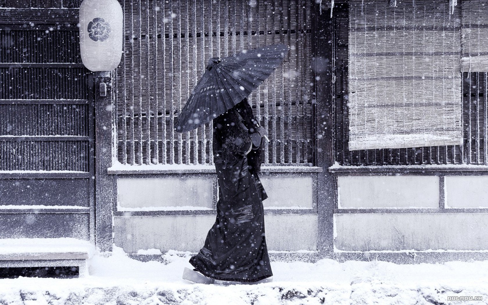 giappone donna ombrello neve inverno ragazze grigio bianco e nero