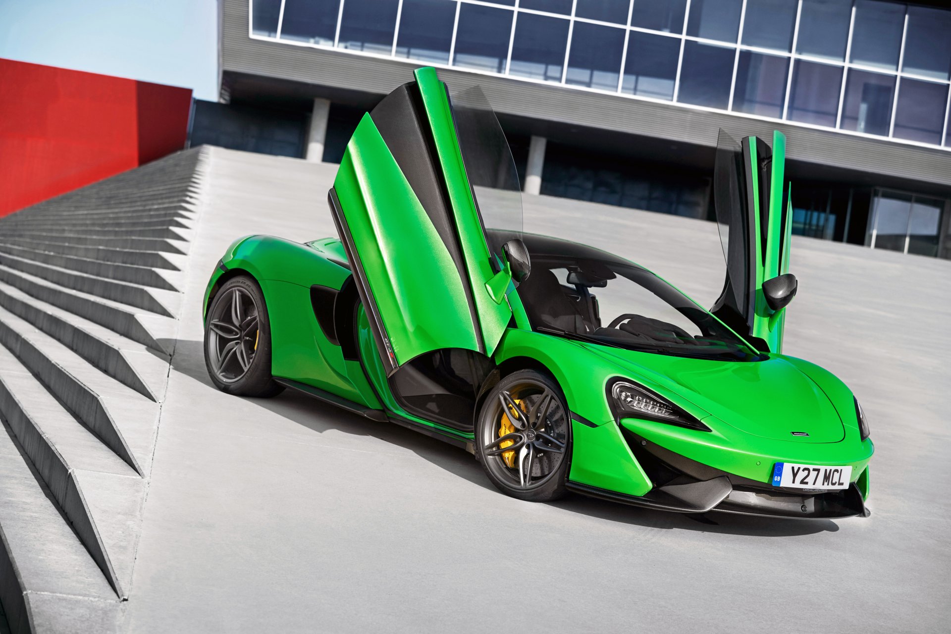 mclaren 570s mclaren supercar porte