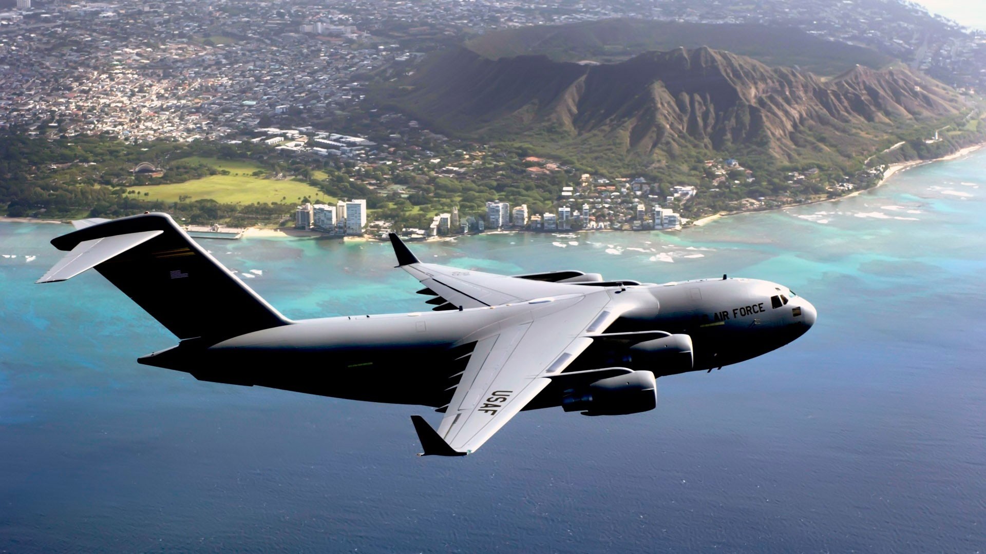 c-17 mountain military plane