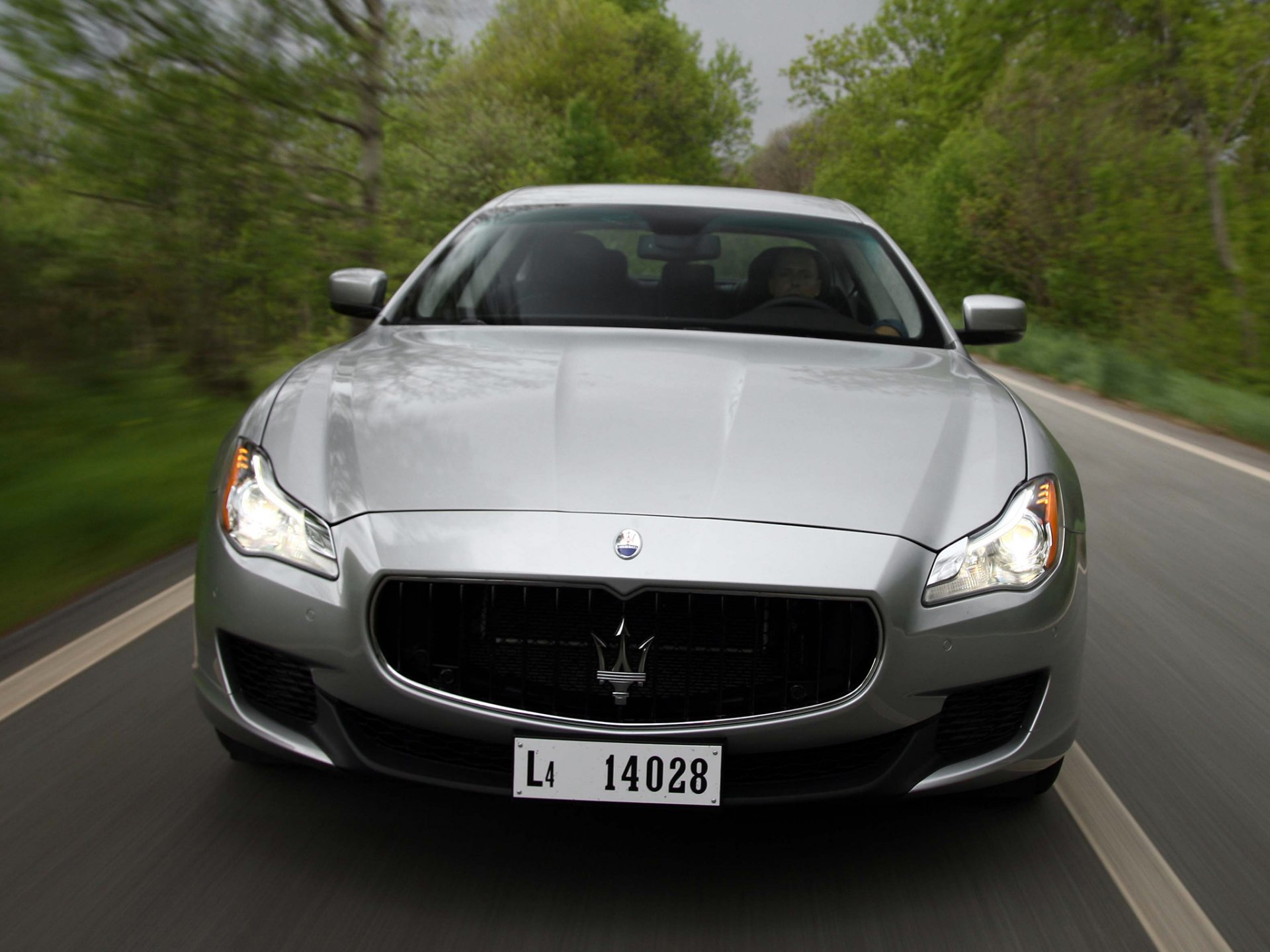 maserati quattroporte s b4 auto anteriore fari cofano