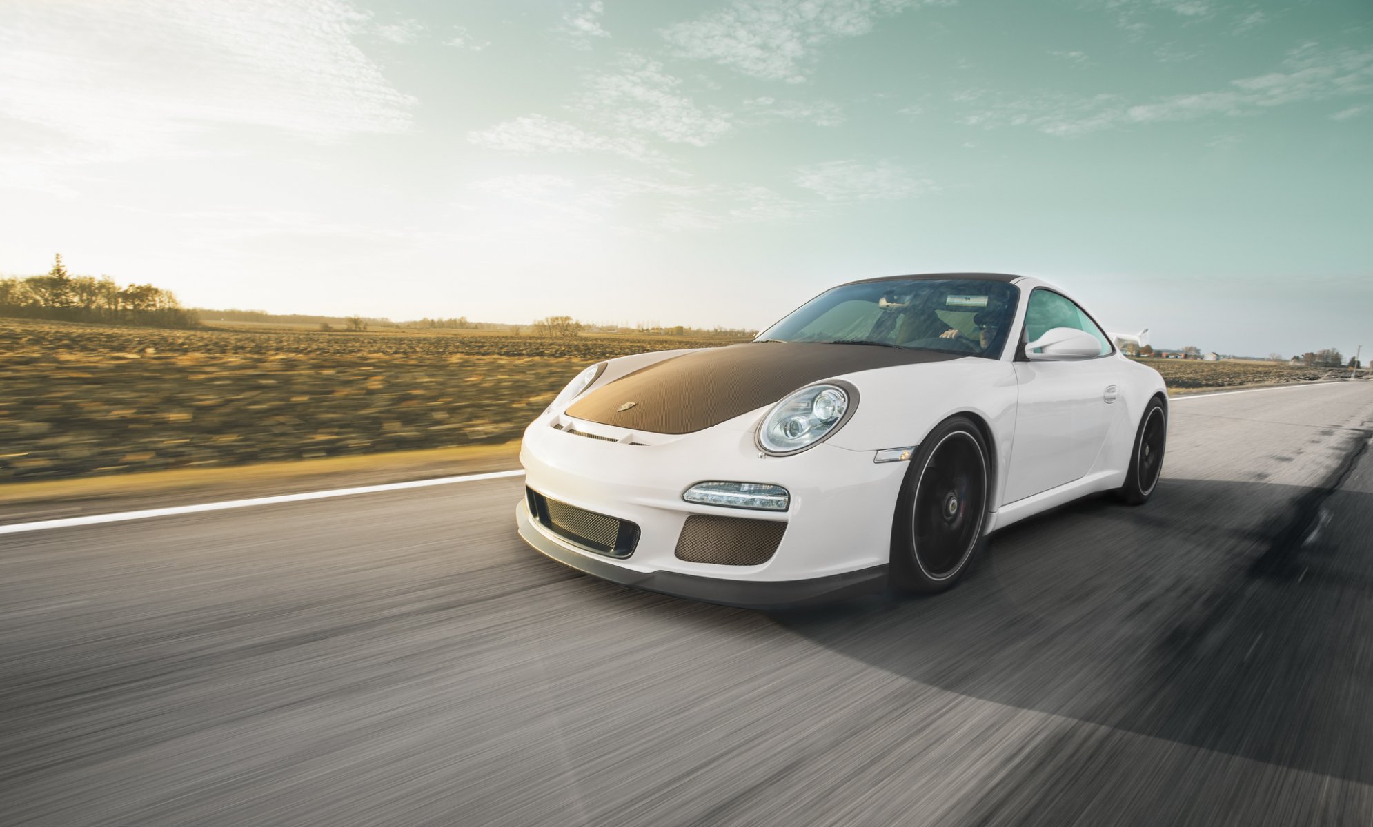 porsche 911 gt3 blanc porsche voiture de sport en mouvement route