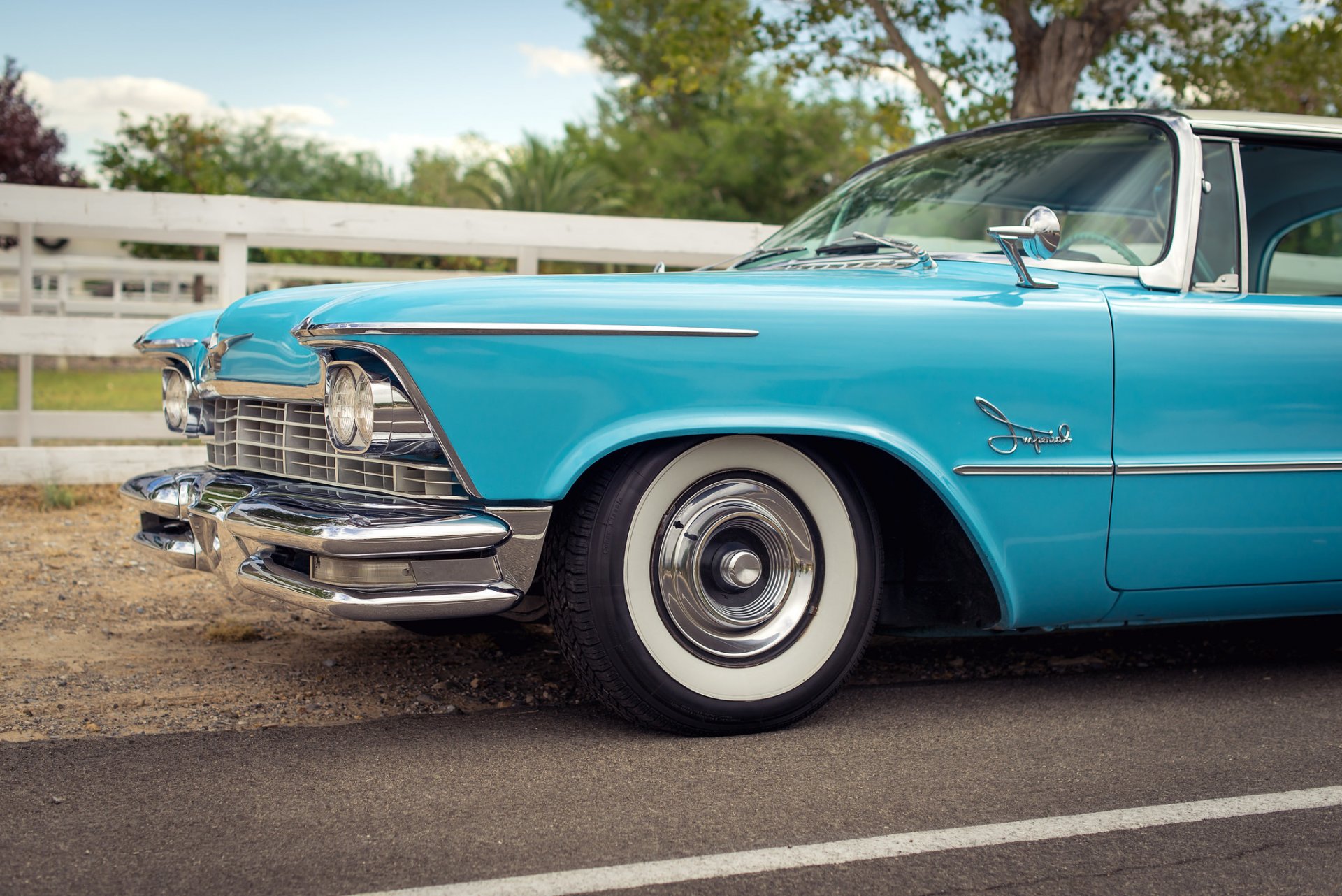 1957 chrysler imperial a side view classic retro