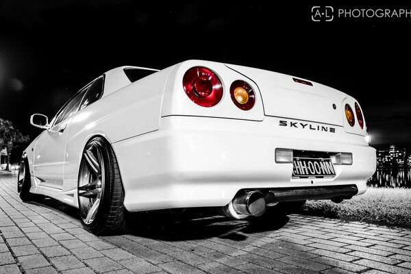 Night bright white nissan skyline