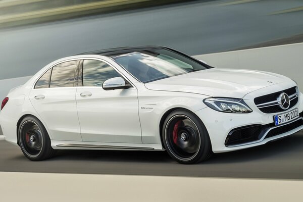 Fond d écran voiture amg c63s