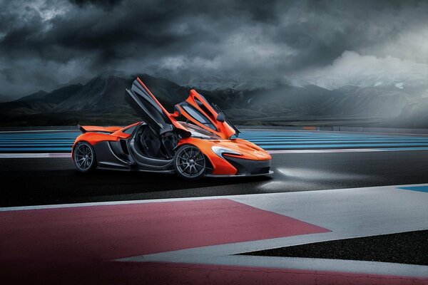 Voiture de course orange