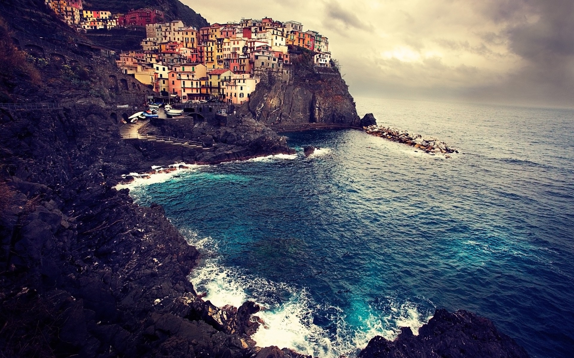 italien landschaft küste manarola meer felsen häuser