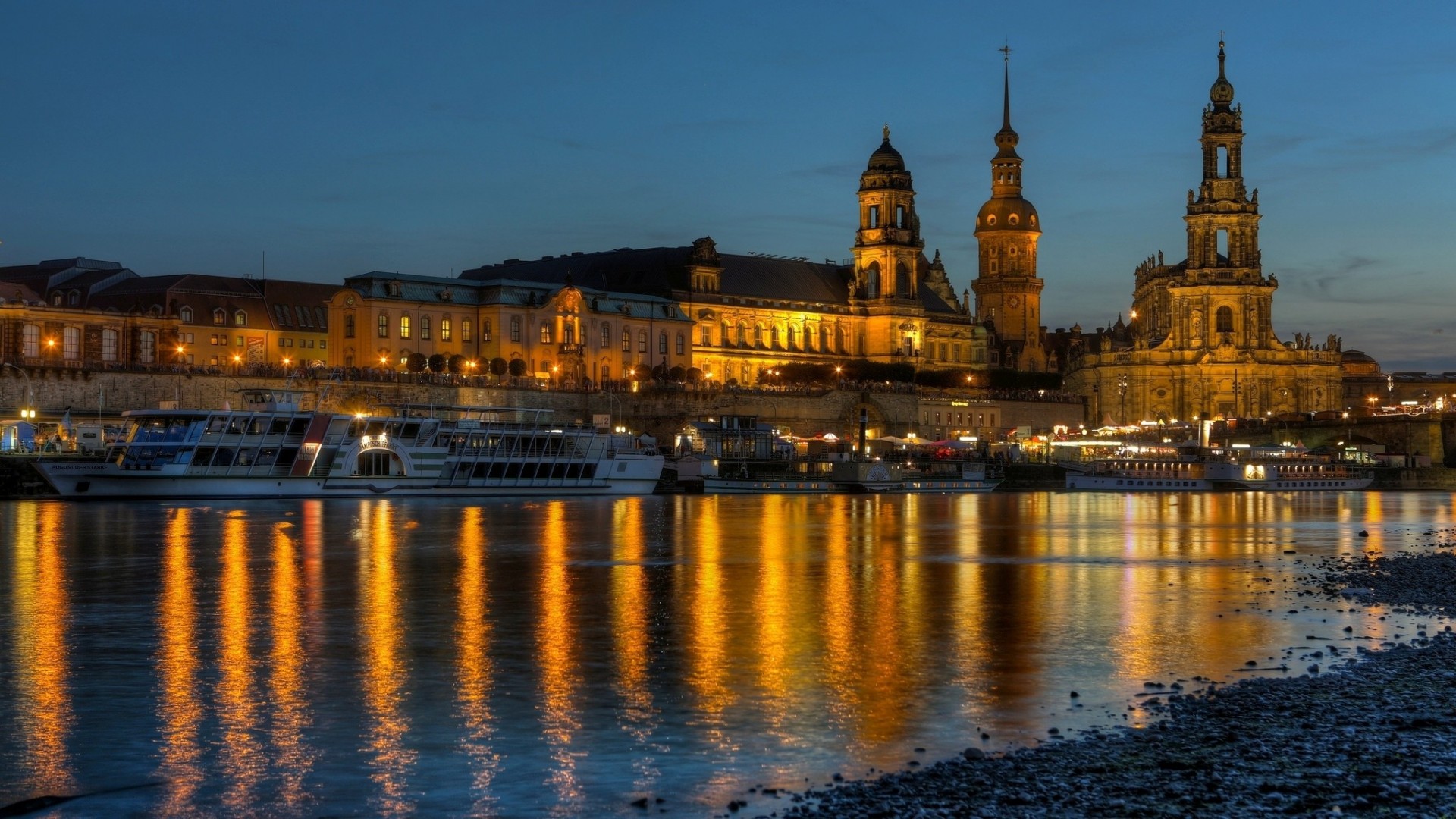 steine lichter architektur fluss reflexion brücke dresden ufer steg stadt wasser nacht gebäude deutschland reparatur elbe licht