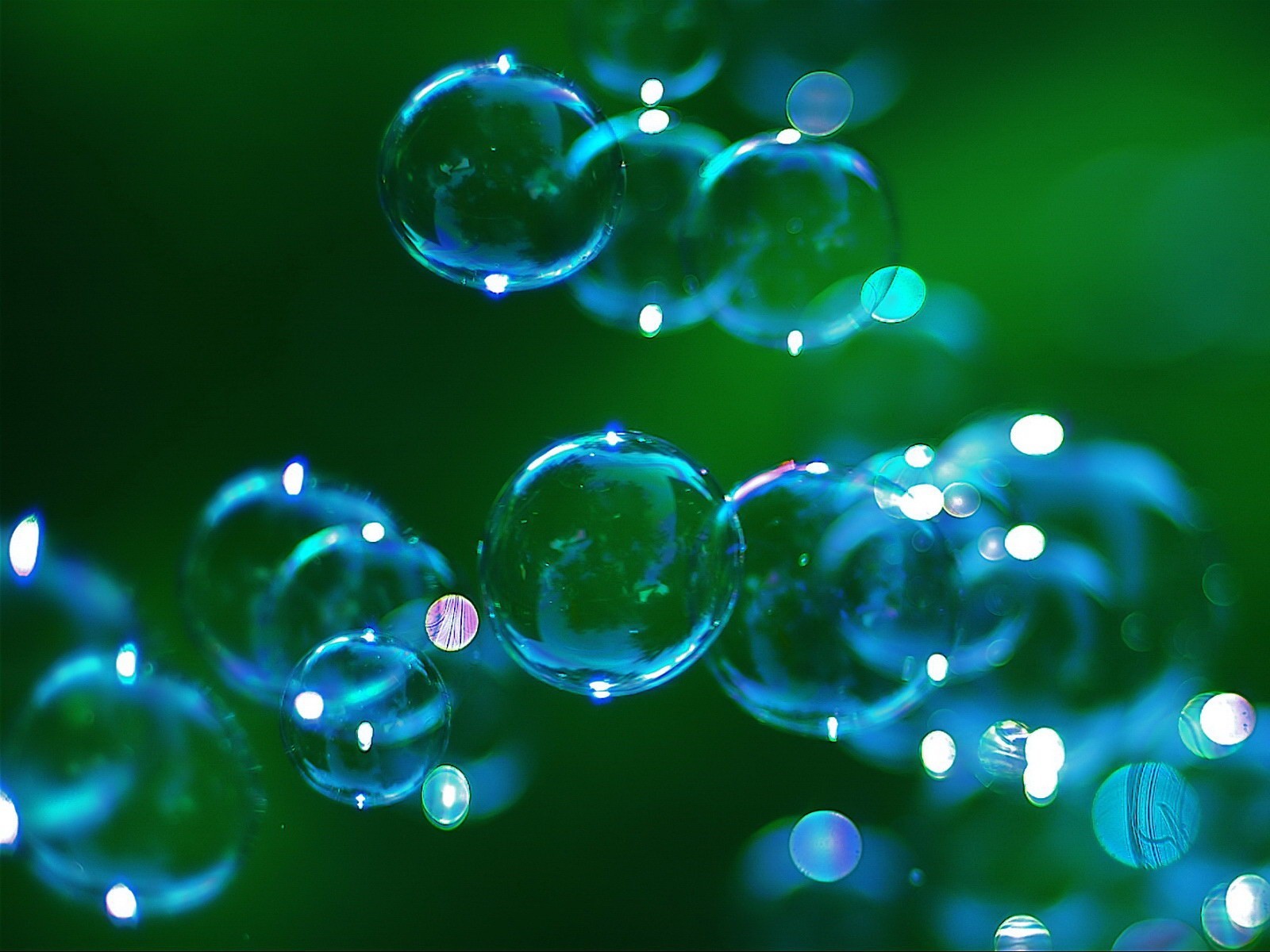 bubbles green blue