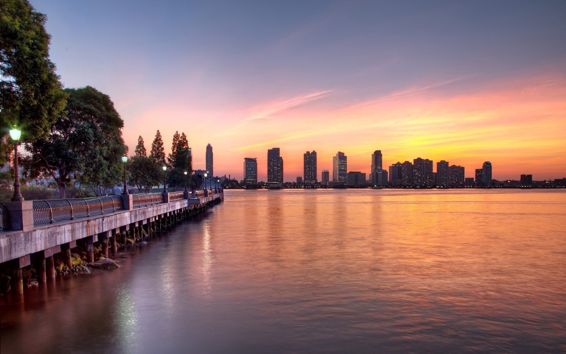 new york alberi grattacieli tramonto