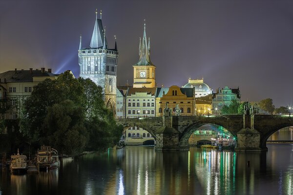 Prague s beautiful bridge over the river