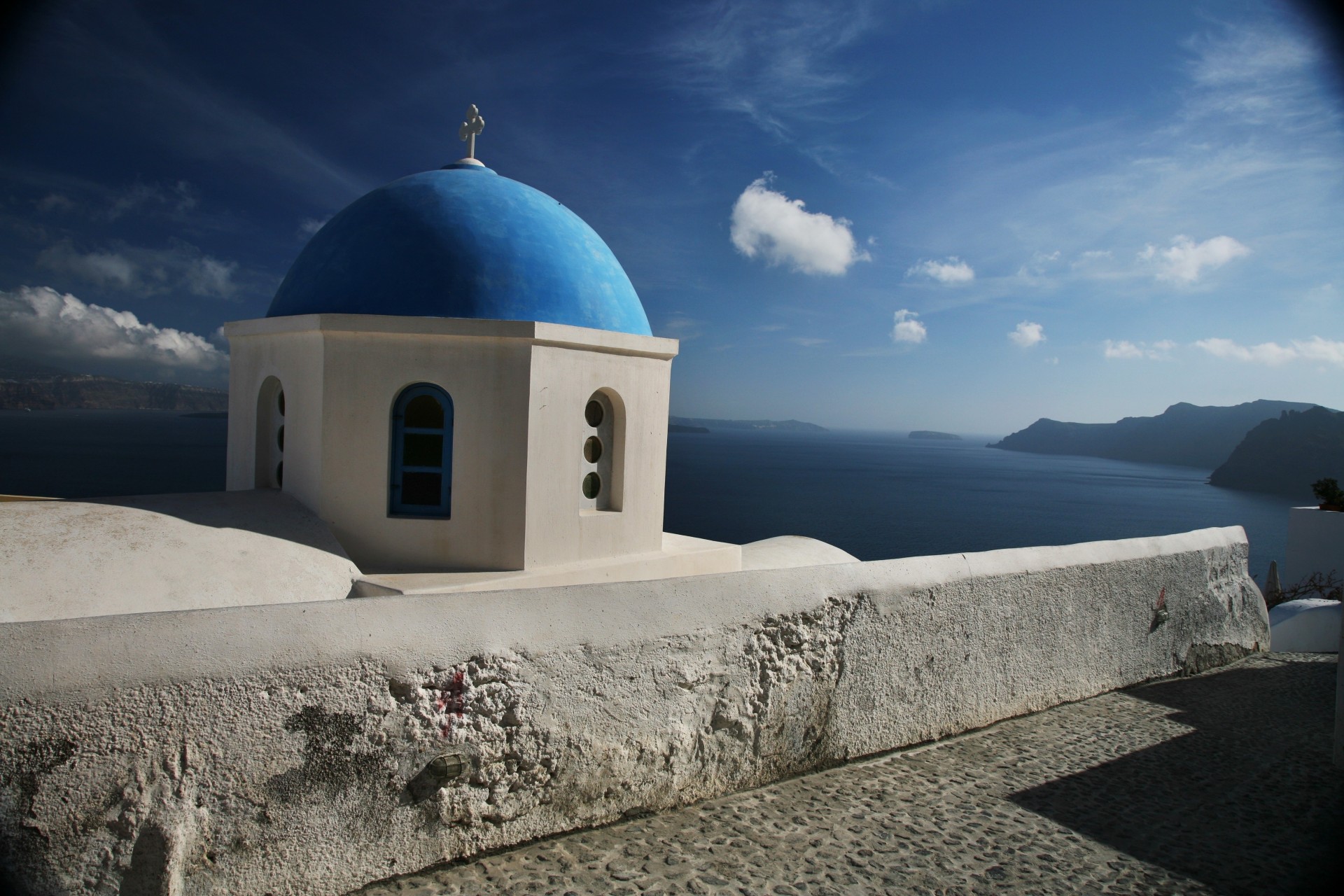 kościół niebo grecja chmury morze santorini kopuła góry