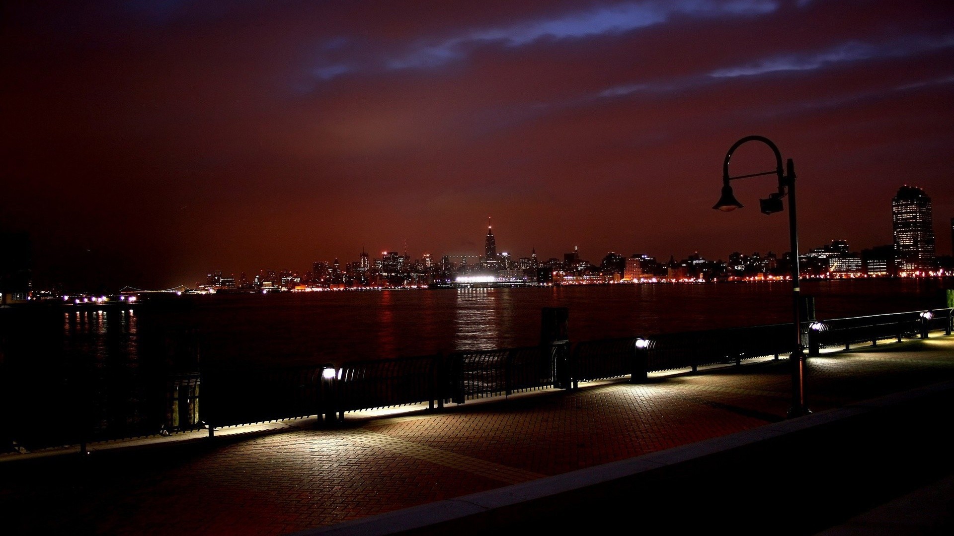 light red night river new york town