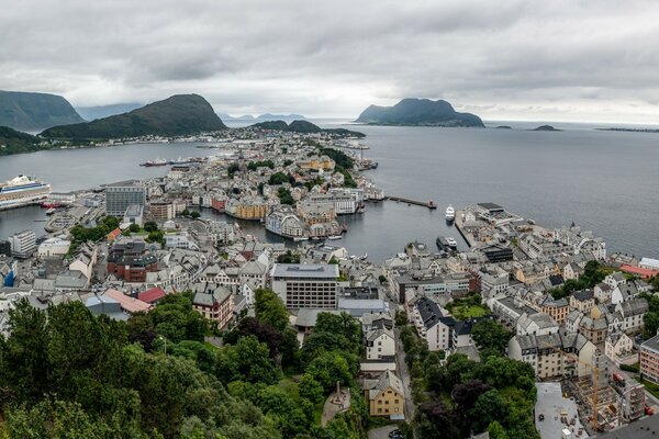 Grey sky over the Norwegian sea