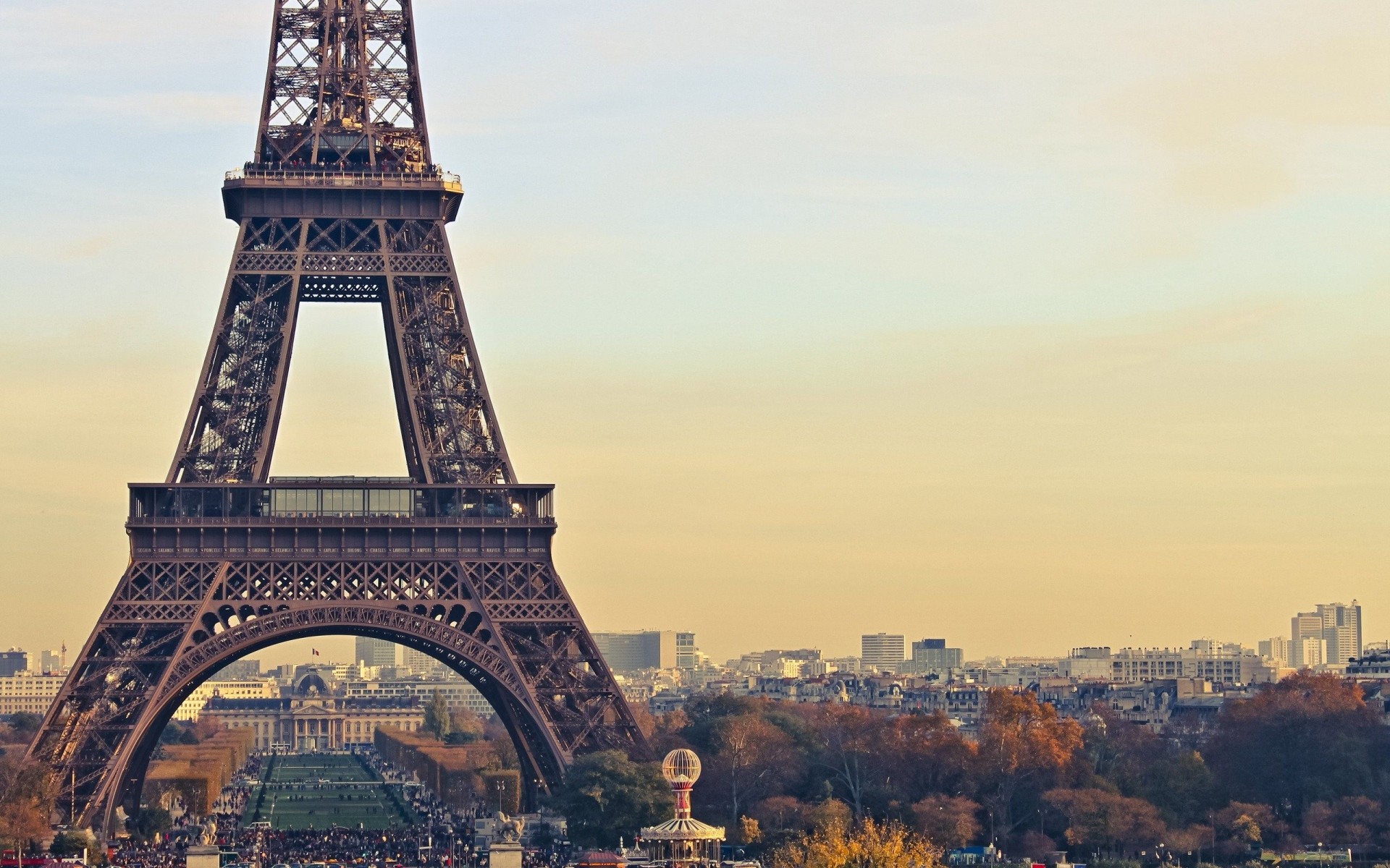 coucher de soleil qatar airways paris photographie tour eiffel