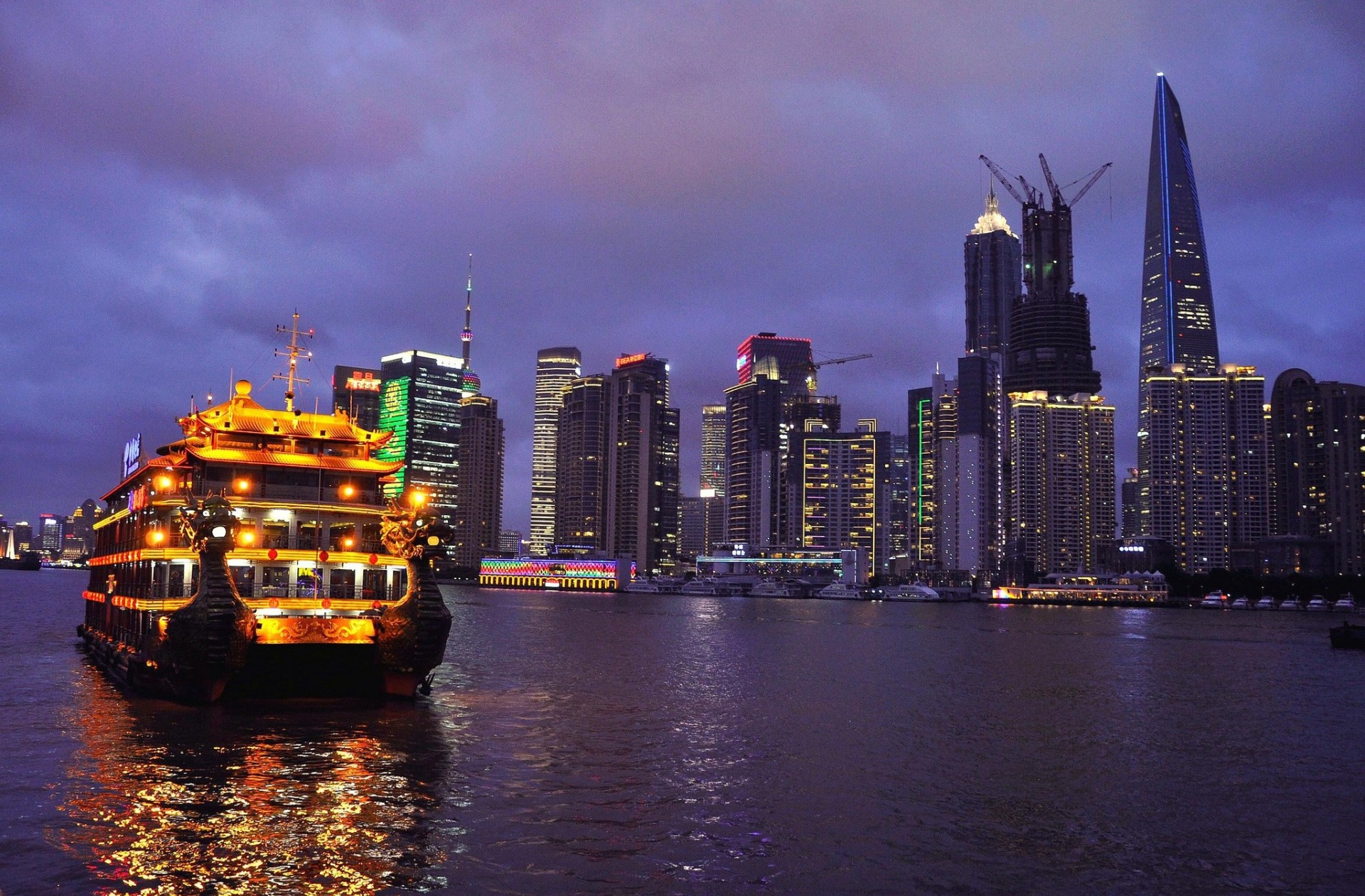 luces noche barco shanghai agua hogar