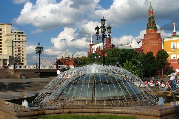 Brunnen auf dem Roten Platz in Moskau