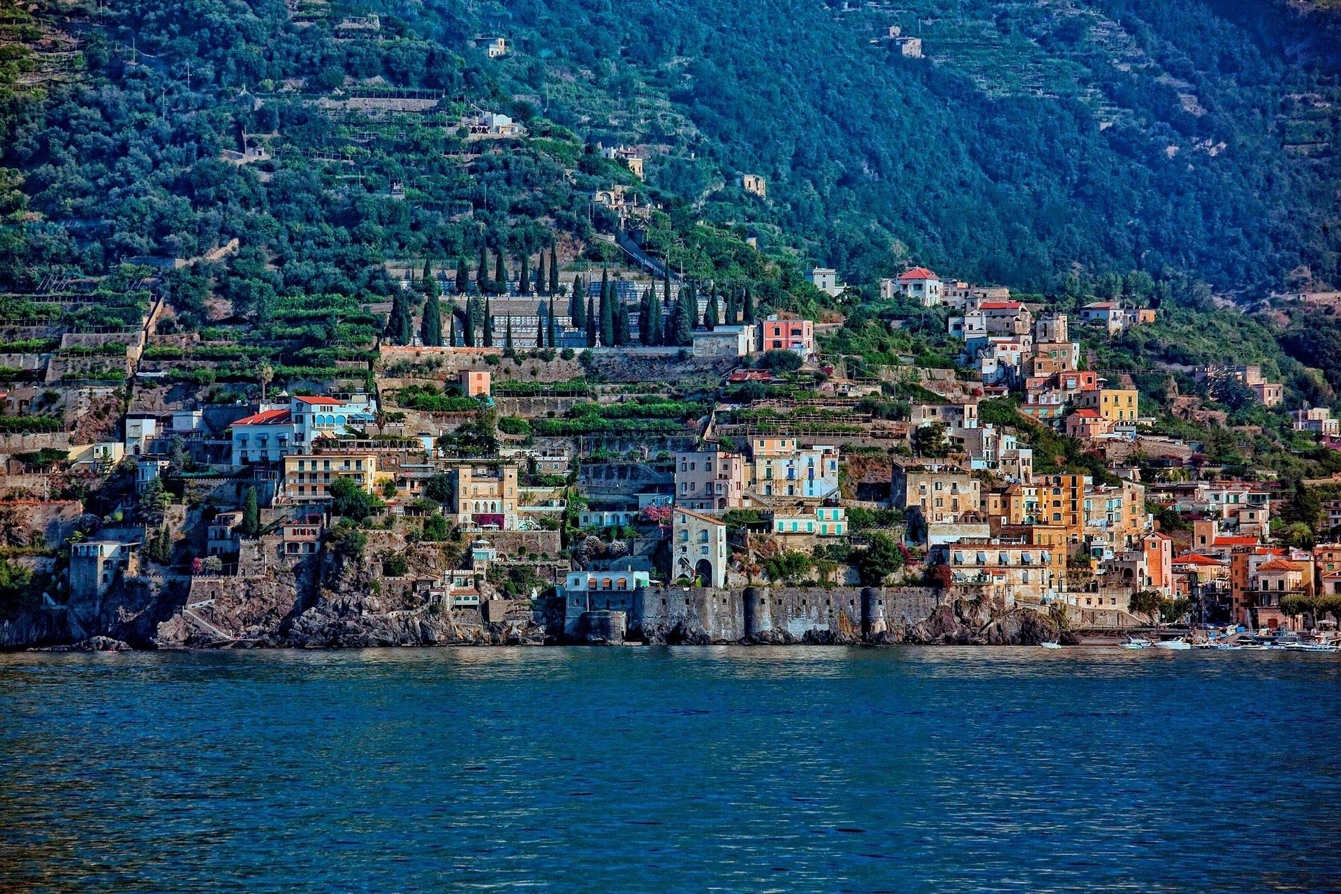 italia golfo di salerno panorama costiera amalfitana costruzione