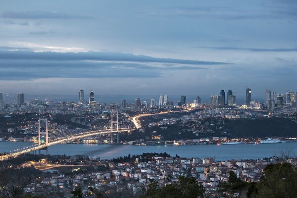 Mar di Marmara nella città di Istanbul