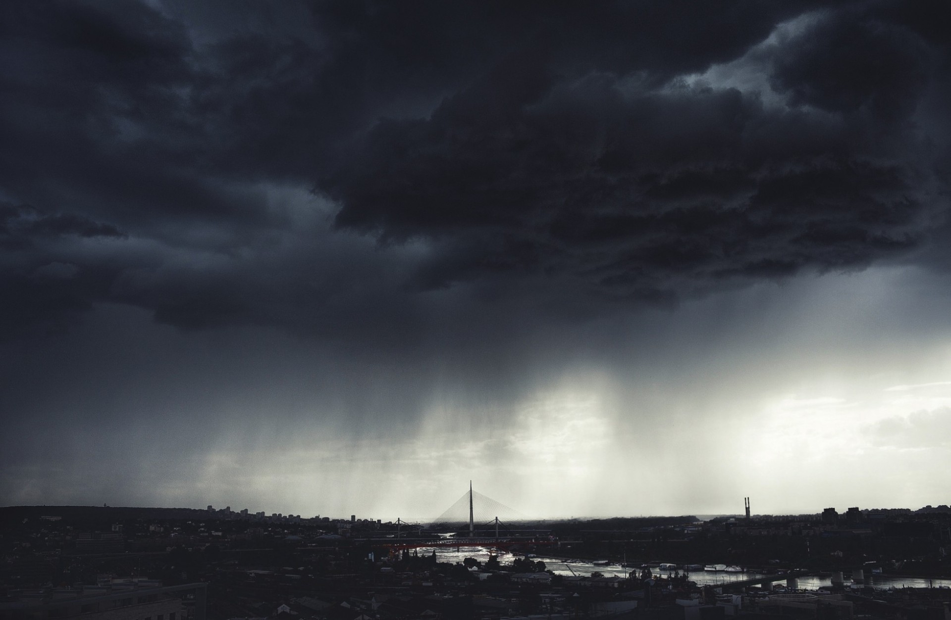 himmel monochrom wolke gebäude regen dunkel-