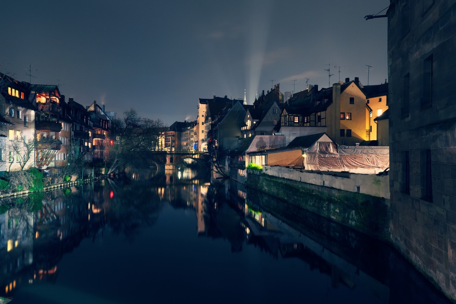 river views night town