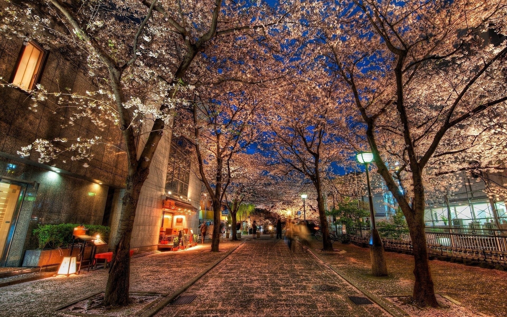 noche iluminación callejón